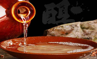 新國標實施之后,白酒白酒圈里再無“酒精酒”？行家：太天真